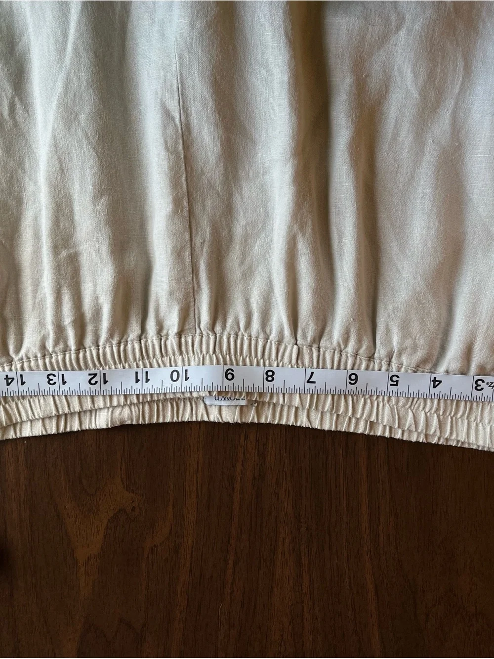 Crown & Ivy light tan Linen Cropped Pants Elastic Waist Trim Hem